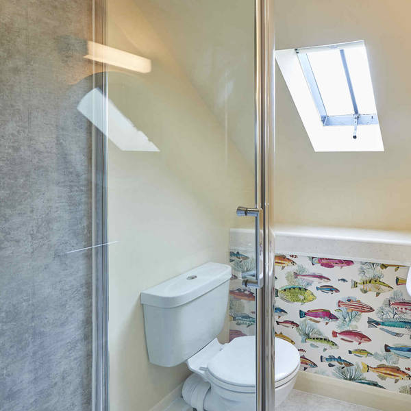 Valley View Farm Cottages, Drey double shower room  